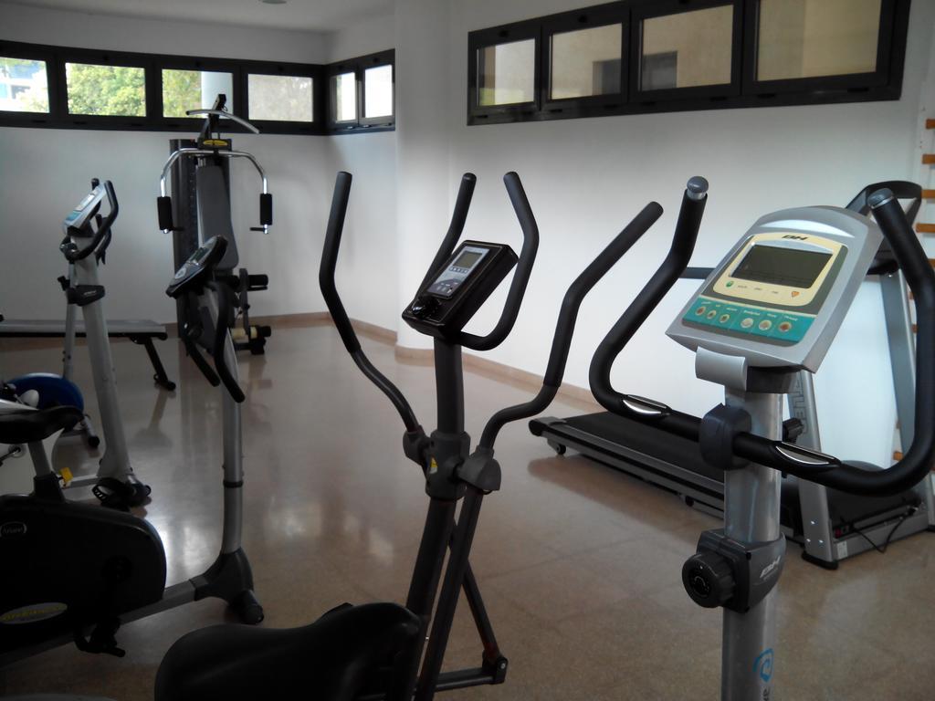 Apartamentos Tamarindo Cala de Finestrat Ruang foto